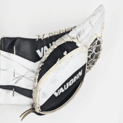 Vaughn Ventus SLR2 - Used Intermediate Goalie Glove (White/Black) -Hockey Stick Man Shop GOAL360B1