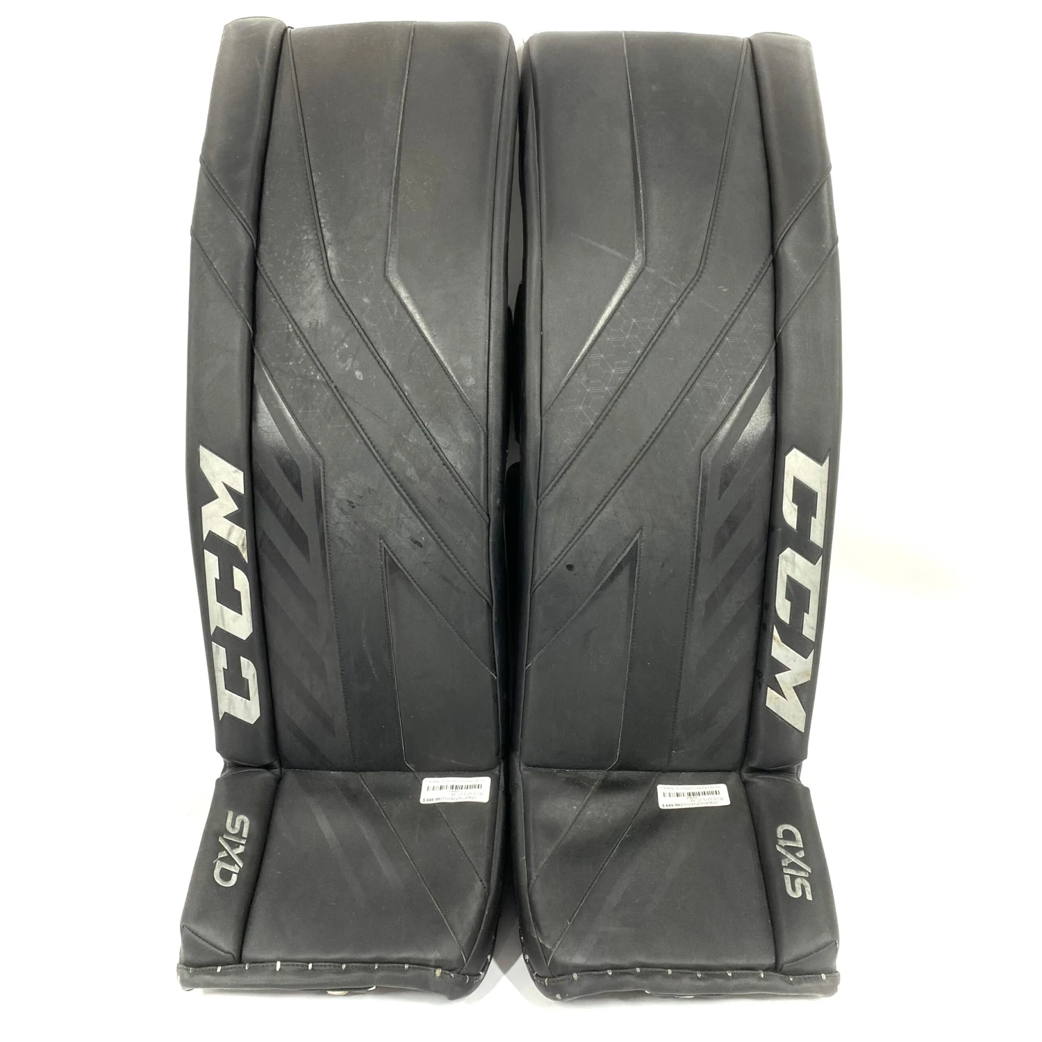 CCM AXIS - Used Pro Stock Goalie Pads (Black) 1 CCM AXIS - Used Pro Stock Goalie Pads (Black)