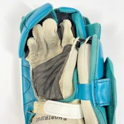 Vaughn Ventus SLR2 Pro Carbon - Used Pro Stock Goalie Blocker (Teal/White/Black) -Hockey Stick Man Shop Photo2023 04 27 23523PM