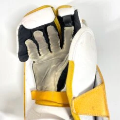 Bauer Supreme UltraSonic - Used Pro Stock Goalie Full Set (White/Yellow) 18 Bauer Supreme UltraSonic - Used Pro Stock Goalie Full Set (White/Yellow) -Hockey Stick Man Shop Photo2023 05 04 21041PM
