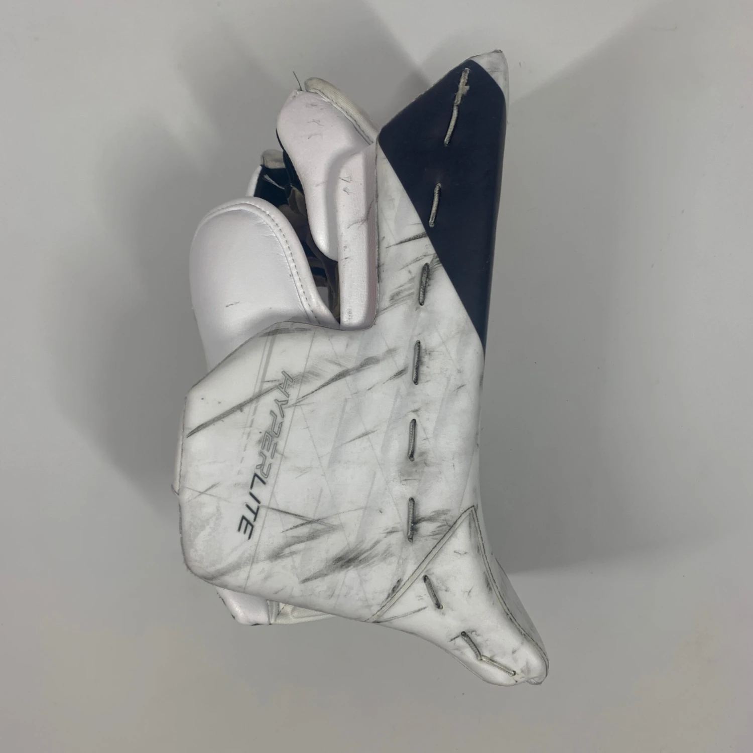 Used Bauer Vapor Hyperlite - Pro Stock Goalie Blocker (Navy/Orange) 2 Used Bauer Vapor Hyperlite - Pro Stock Goalie Blocker (Navy/Orange) - Image 2