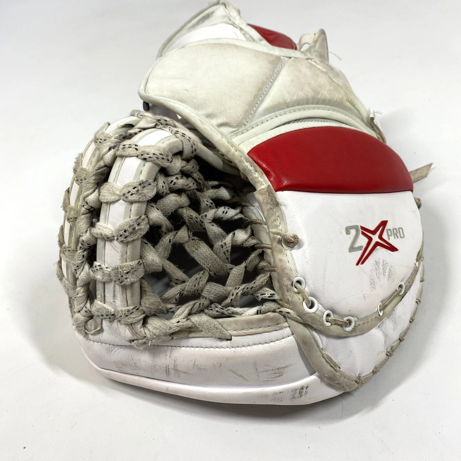 Bauer Vapor 2X Pro - Used Pro Stock Goalie Glove (Red/White) 2 Bauer Vapor 2X Pro - Used Pro Stock Goalie Glove (Red/White) - Image 2