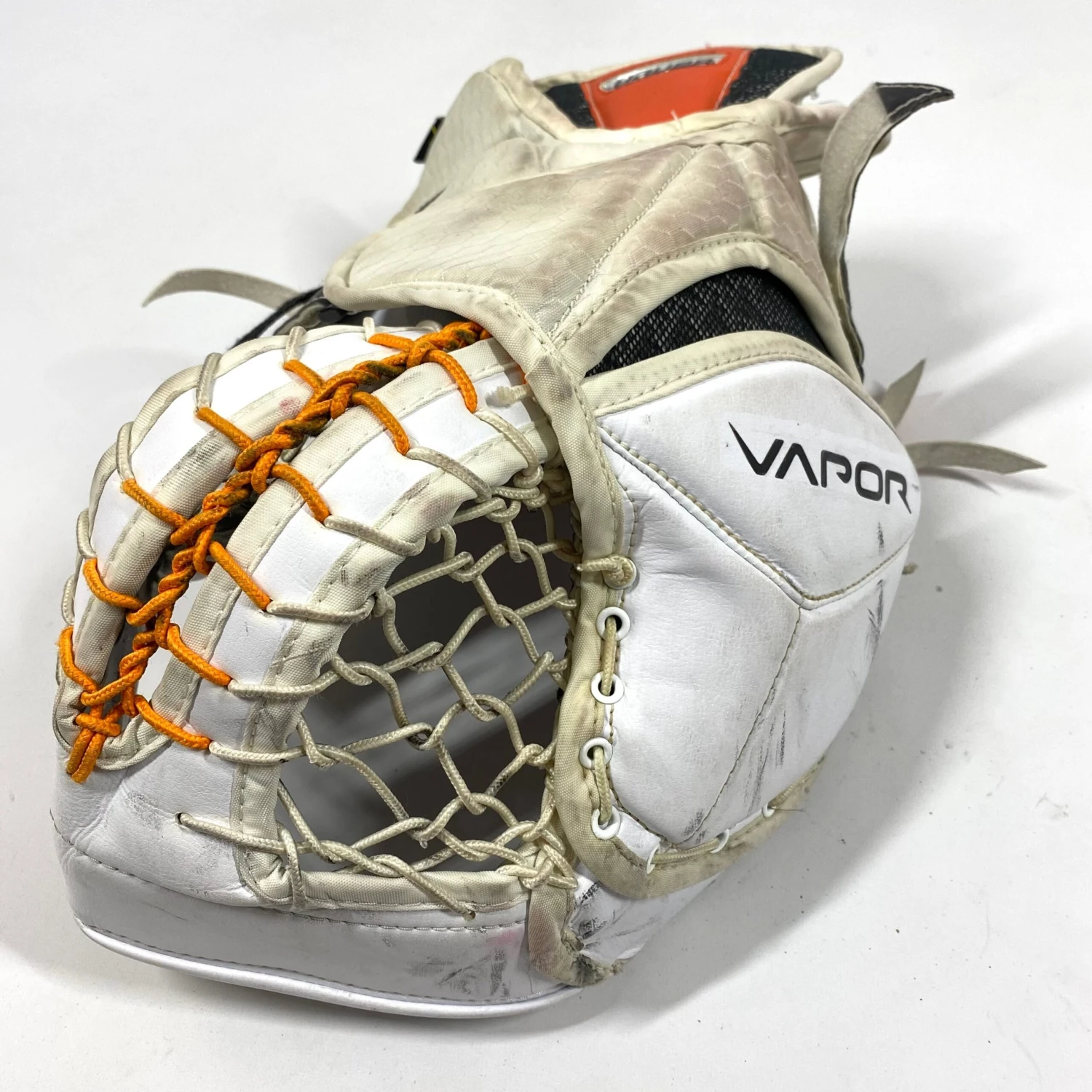 Bauer Vapor Hyperlite - Used Pro Stock Goalie Glove (White/Orange/Black) 3 Bauer Vapor Hyperlite - Used Pro Stock Goalie Glove (White/Orange/Black) - Image 3