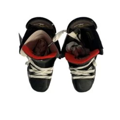 Bauer Vapor Hyperlite Hockey Skates - Size 4 Fit 1 -Hockey Stick Man Shop Picture17 1ab20865 7c4d 42a6 a9a6 5f3248c06157