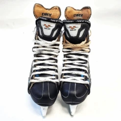 CCM Vector V10.0 Hockey Skates - Size 5D 9 CCM Vector V10.0 Hockey Skates - Size 5D -Hockey Stick Man Shop Slide4 a51060d7 f3f6 445f af02 44431ac57fb7