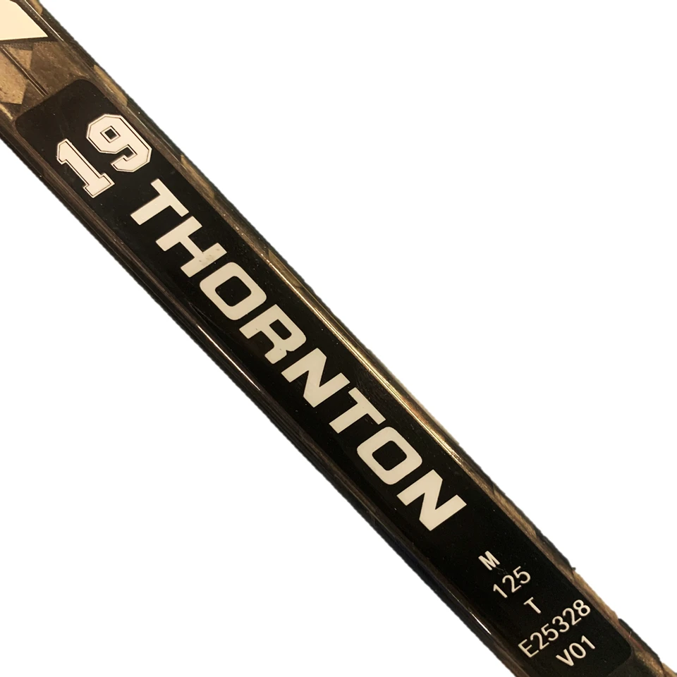 Joe Thornton Pro Stock - CCM Ribcor Trigger 4 Pro (NHL) 3 Joe Thornton Pro Stock - CCM Ribcor Trigger 4 Pro (NHL) - Image 3